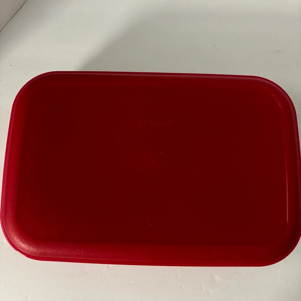 Tupperware replace missing